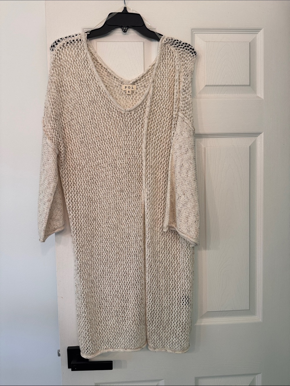 POL Open-Knit V-Neck Lightweight Cream Sweater